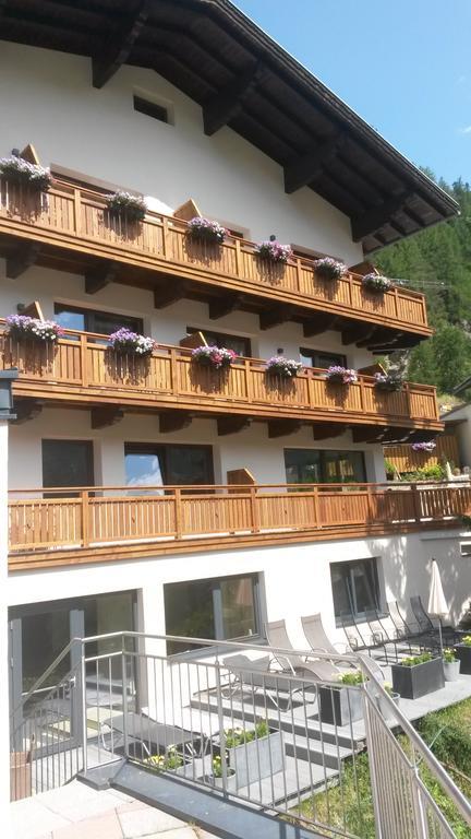 Hotel Garni Fiegl Apart Sölden Exterior foto